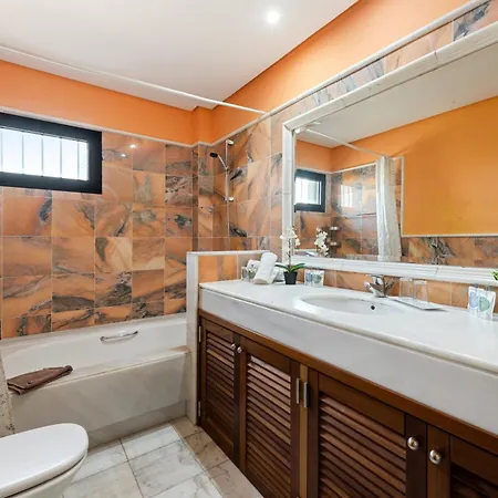 Vila Zafiro 8 By Escape Playa Blanca (Lanzarote)